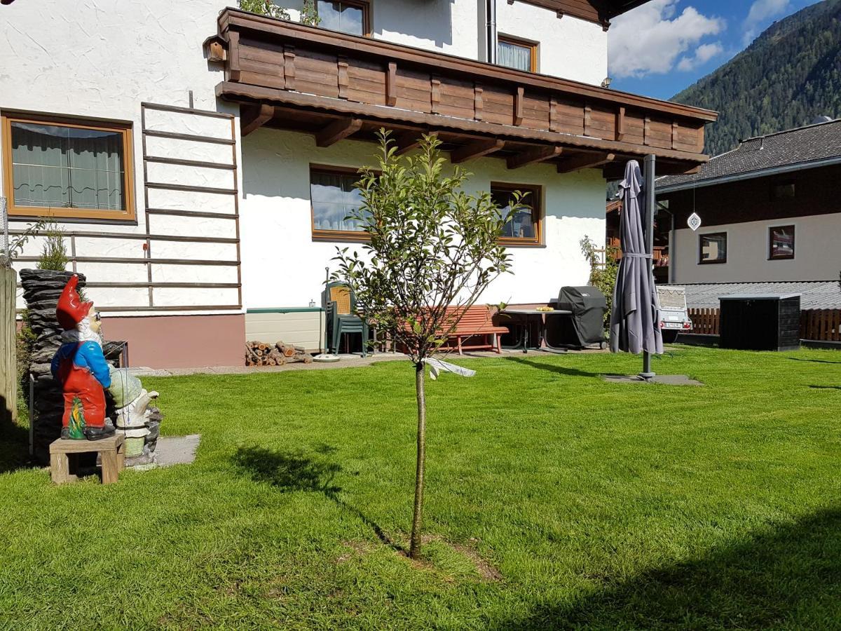 Ferienwohnung Dominik Neustift im Stubaital Exterior photo